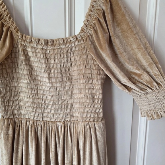 Baltic Born Gold velvet midi Smock Dress Size Medium - Picture 4 of 9